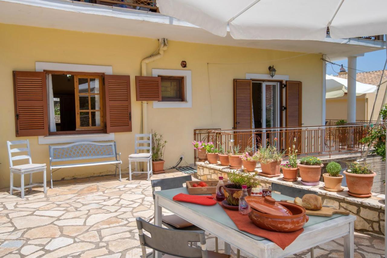 Voula Apartments Gaios Exterior photo